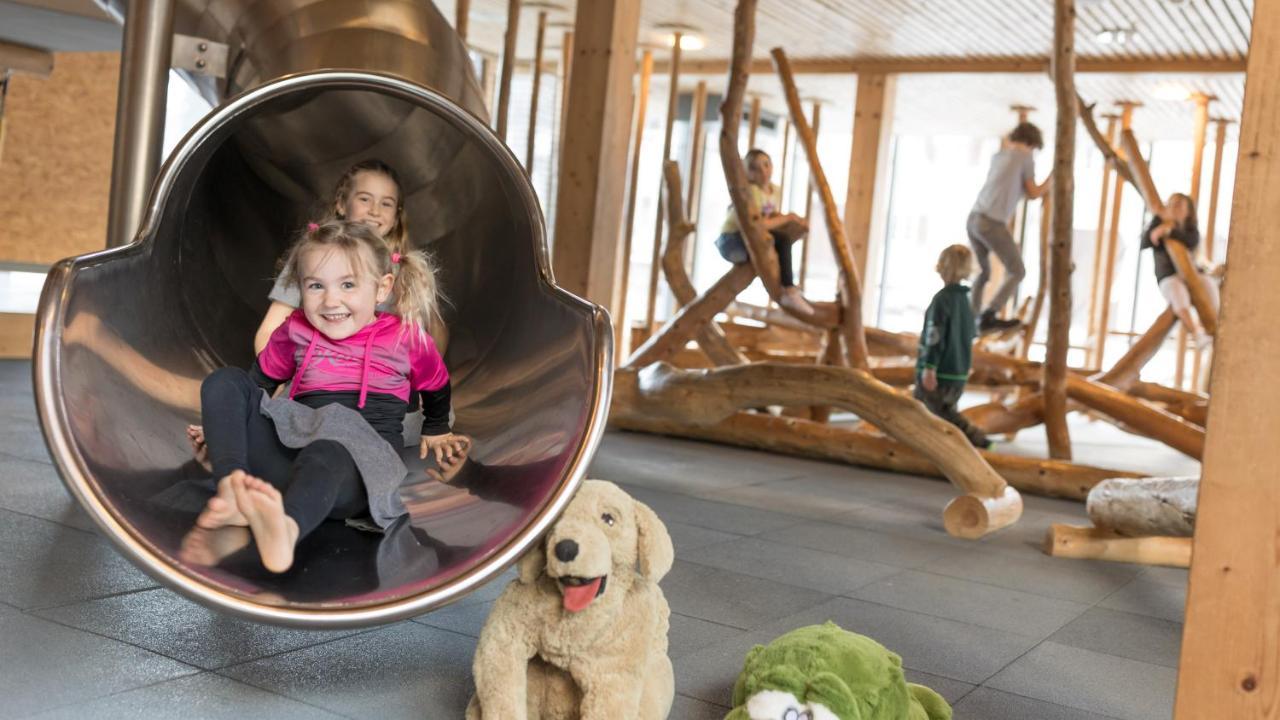 Jufa Hotel Montafon Bartholomäberg エクステリア 写真