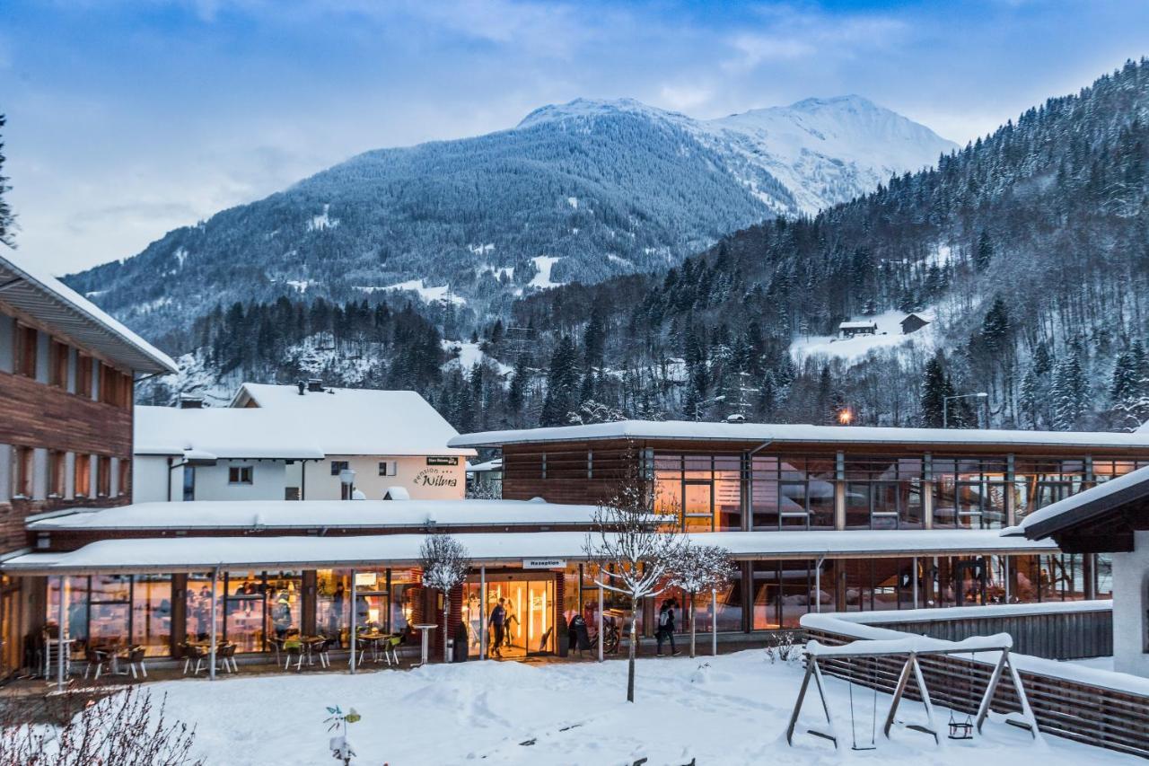 Jufa Hotel Montafon Bartholomäberg エクステリア 写真
